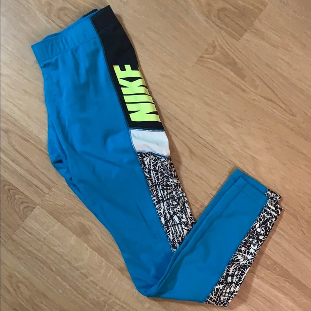 Nike Club Leg Color Block Leggings Size Small